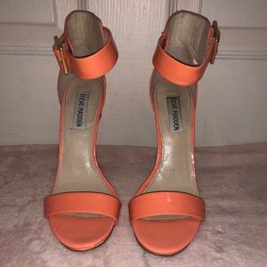 Steve Madden ankle strap peach heels